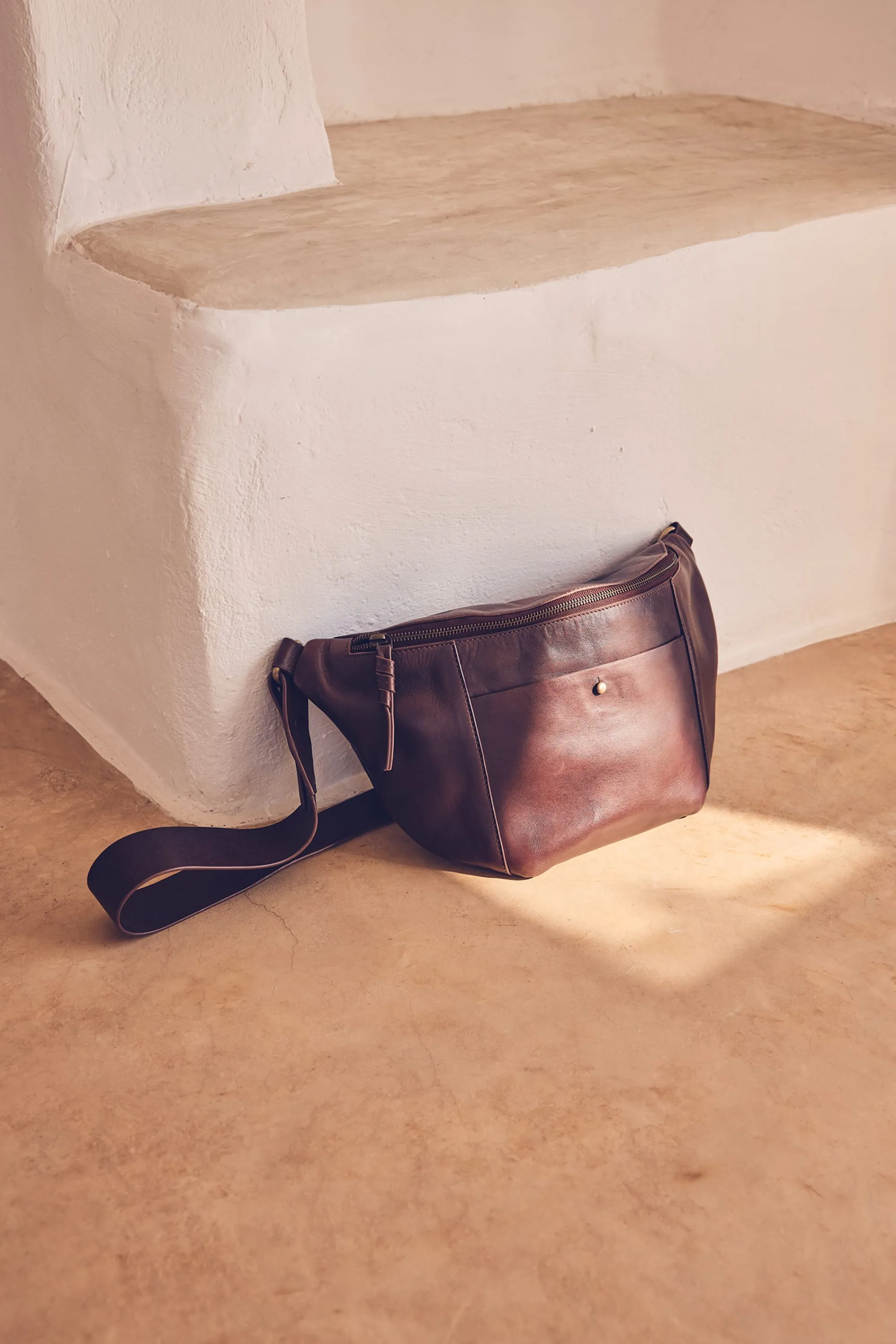 Maison 123 Les Sacs>GABRIEL BANANE XL CHOCOLAT