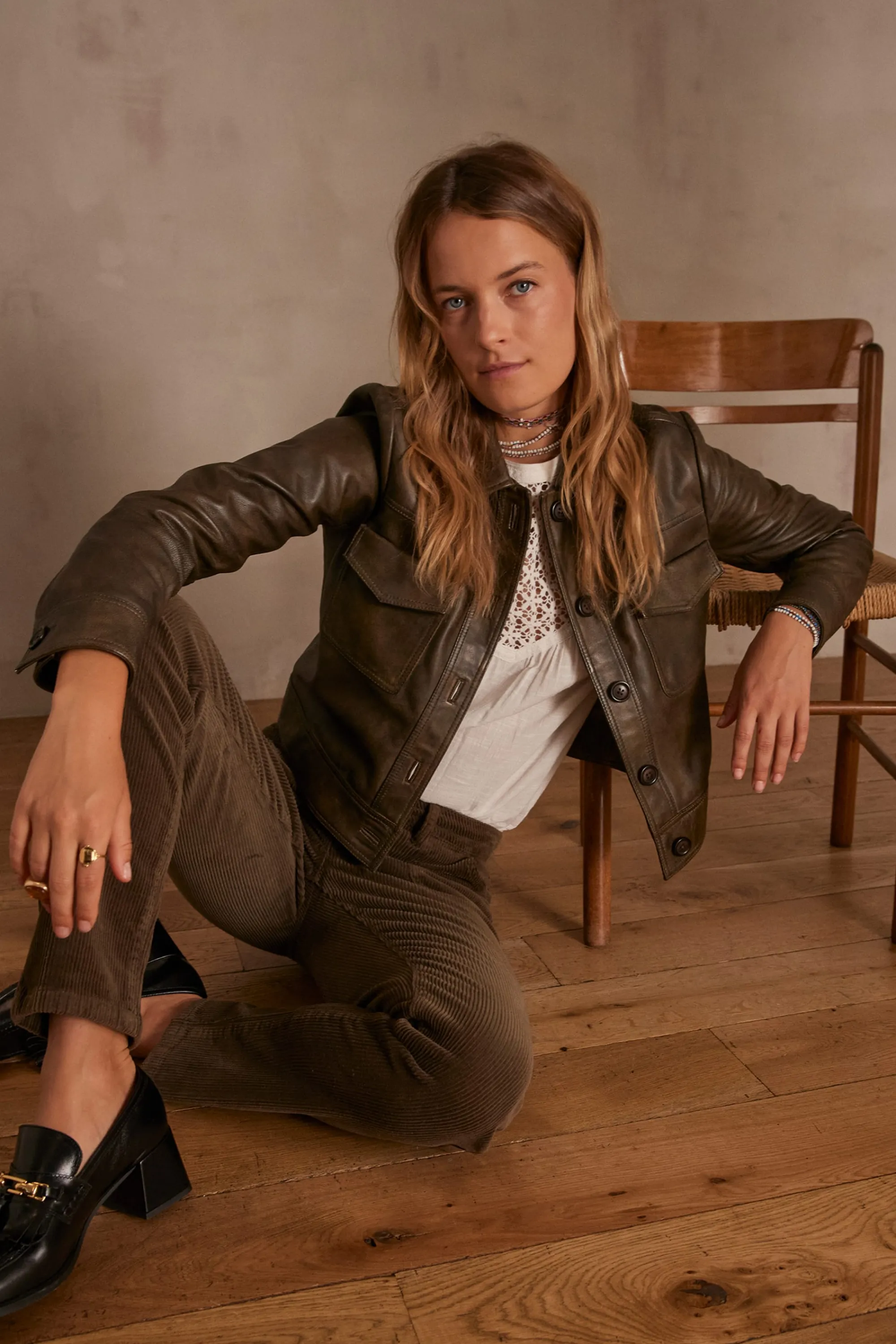 Maison 123 Pantalons En Velours>Pantalon NALLA KAKI