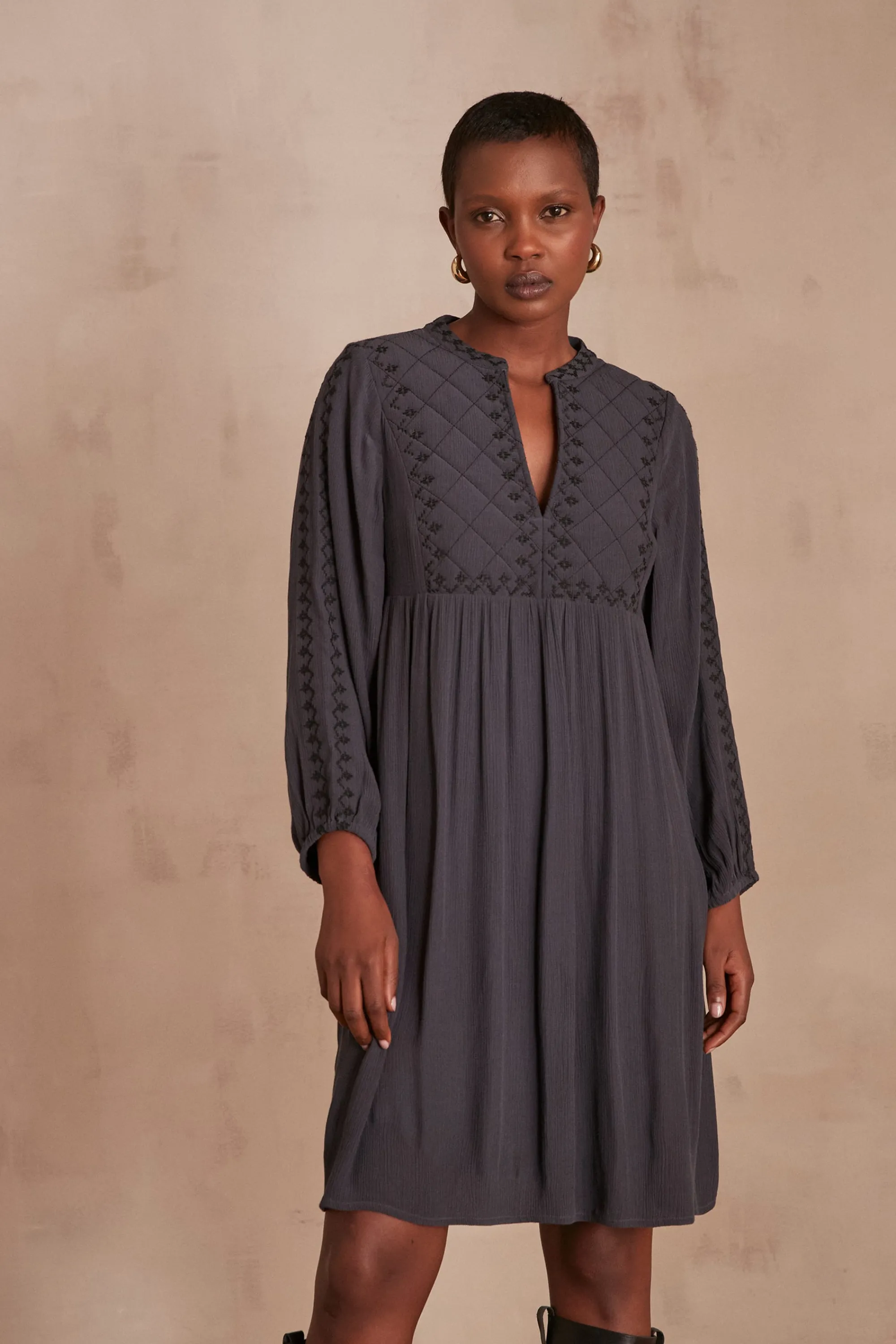 Maison 123 Robes Fluides>Robe MAELYS TAUPE CLAIR