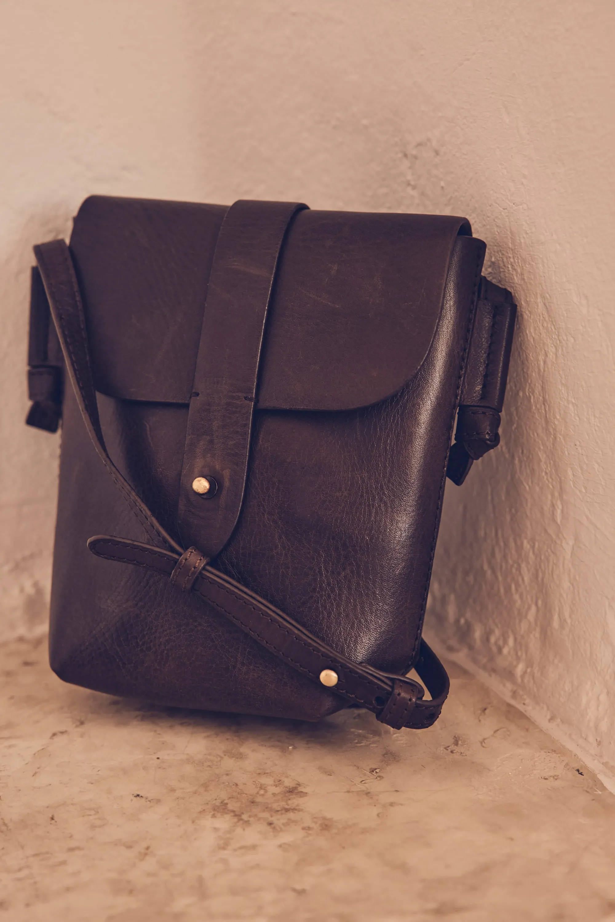 Maison 123 Les Sacs>Sac à bandoulière GABRIEL MINI MARRON FONCE