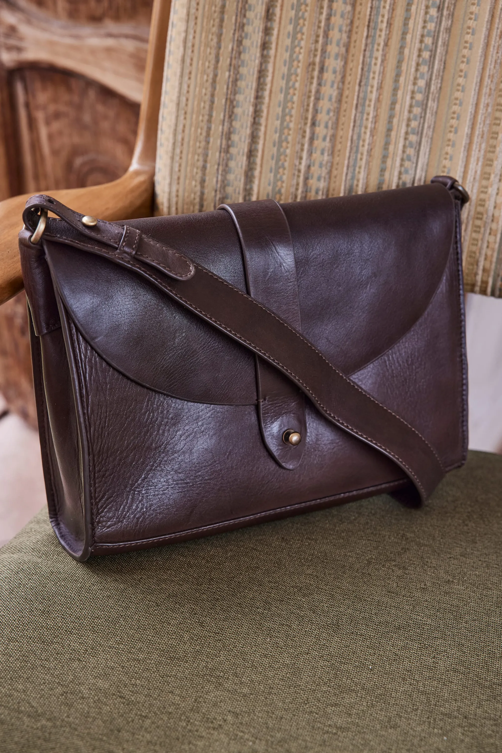Maison 123 Les Sacs>Sac bandoulière GABRIEL XL MARRON FONCE